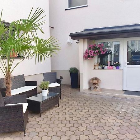 Apartment In Saxony In A Charming Area 弗赖塔尔 外观 照片