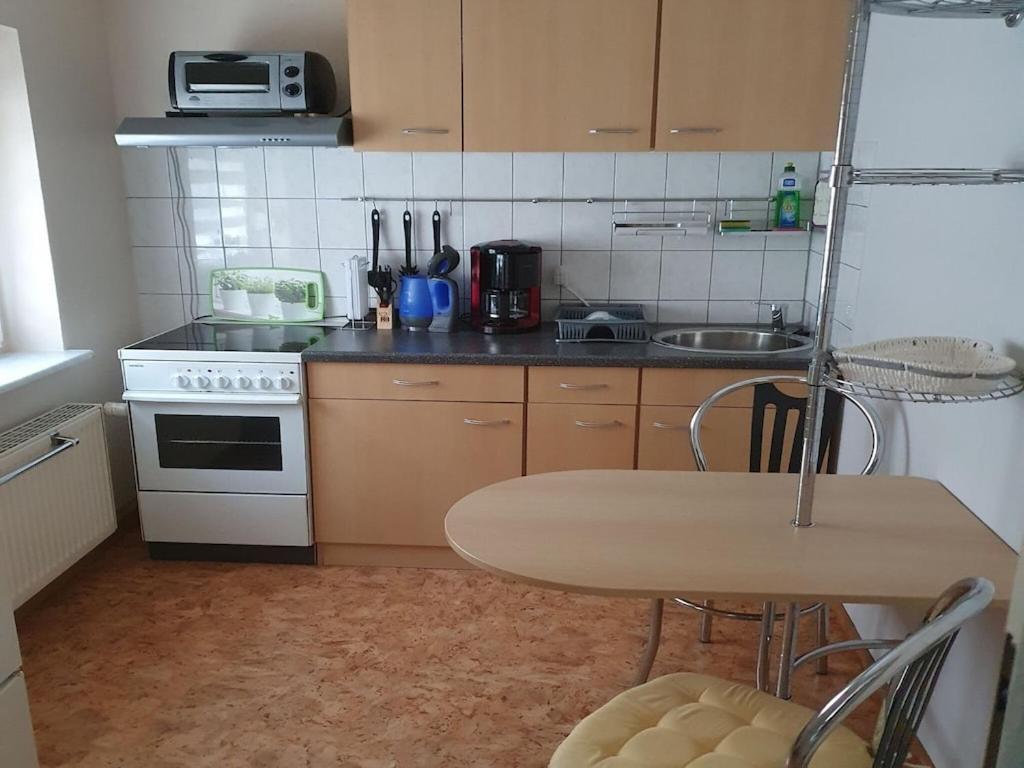 Apartment In Saxony In A Charming Area 弗赖塔尔 外观 照片